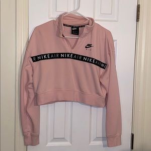 Woman’s Nike Sportswear Air Half-Zip Top